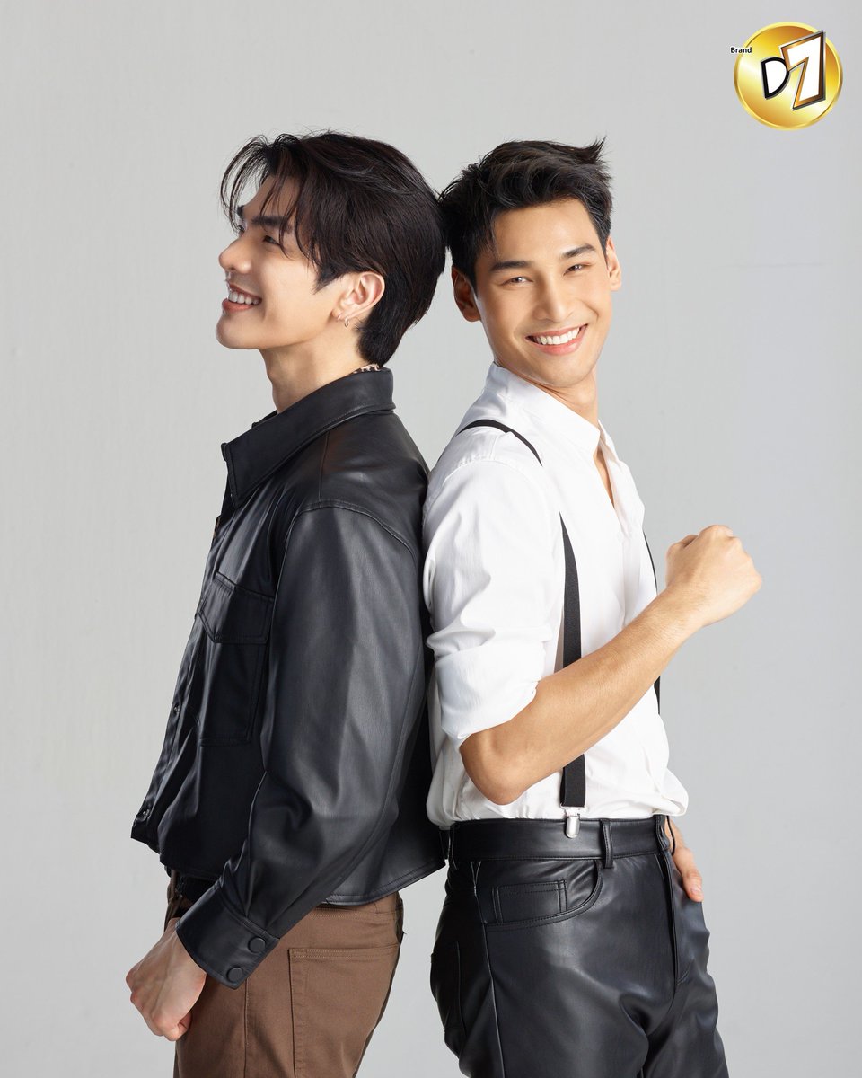 D7Thailand's tweet photo. วันนี้ประเทศไทยฝนตกเพราะทนความน่ารักของมายอาโปไม่ได้แน่เลย แอดเองก็ทนไม่ได้เช่นกัน ฮือ ใครทนได้ไปก่อนเลย ทิ้งแอดไว้ให้อยู่ตรงนี้กับมายอาโปเถอะ ปล.ดูแลสุภาพกันด้วยนะคะ แล้วเจอมายอาโปและD7ในเดือนหน้าแน่นอนค้าบ #D7thailand #mileApoxD7 https://t.co/UO2RM3Ane3