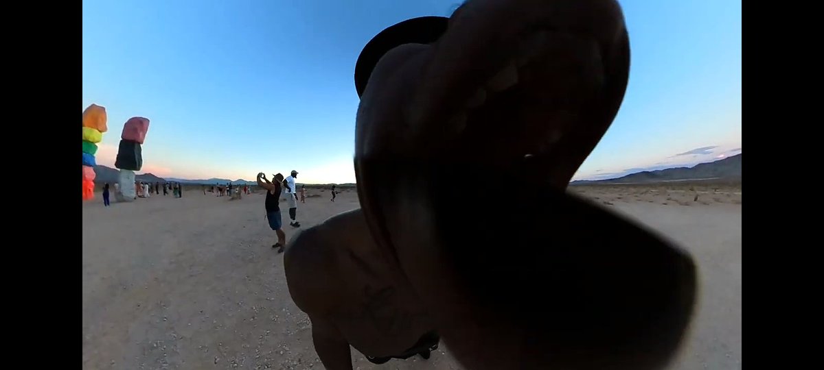 OfficialJoeB's tweet image. Nice photo @KSI @Sidemen