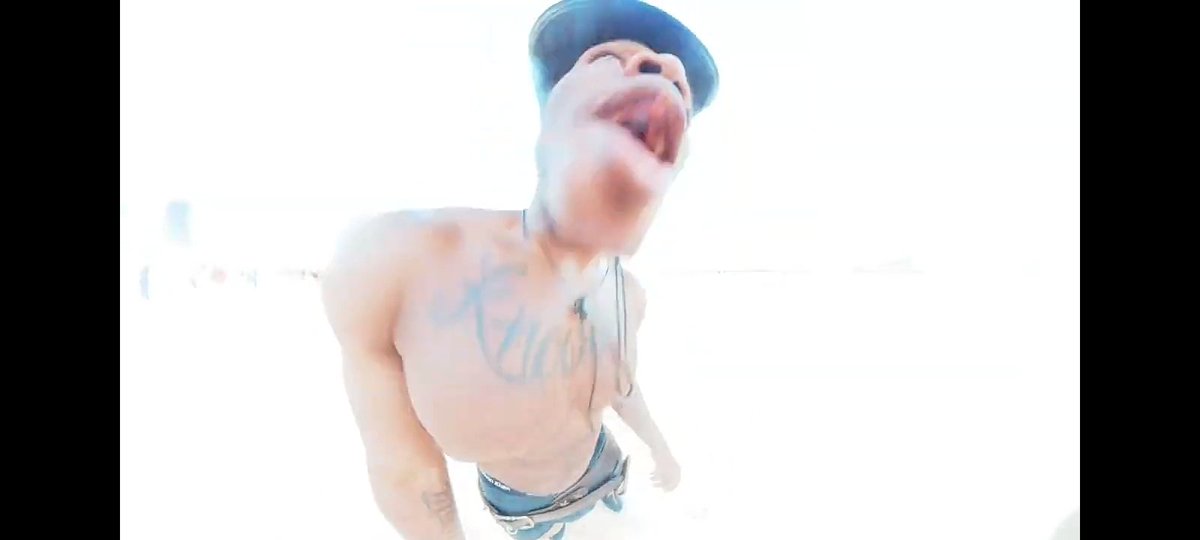 OfficialJoeB's tweet image. Nice photo @KSI @Sidemen