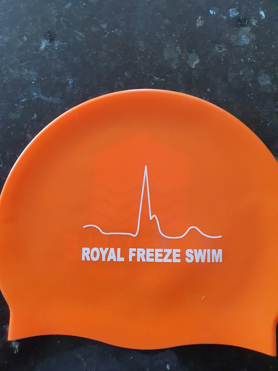 FreezeSwim's tweet photo. New @FreezeSwim hats in curtesey of kind support by @swimstable #ifyouknowyouknow #whenwillyouearnyours #sub10swim https://t.co/jZmO2mpXHM