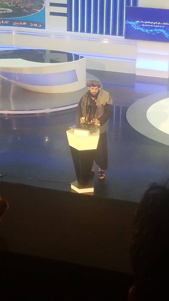 مولوي محمد یعقوب مجاهد:
مونږ باید د هغو شهیدانو ارمانونه باید سرته ورسوو کوم چې د دې ارمان لپاره تللي دي.
#د_اسد۲۴مه👇