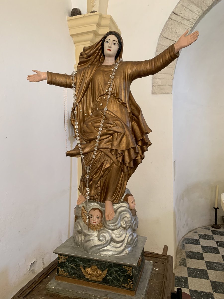 SaveriuL's tweet photo. In stu ghjornu santissimu è sacru per u Populu Corsu « dice di piove »…Chì st’acqua, s’ella ùn hè benedetta, richjarghi l’Avvene ! Inquant’à a memoria, mi ricordu chì l’antichi dicianu « hè a tempara di Santa Maria ». Hè cusì sia 🙏 #corsica #acqua #cambiamentuclimaticu #climat https://t.co/o8PAnfqrfI