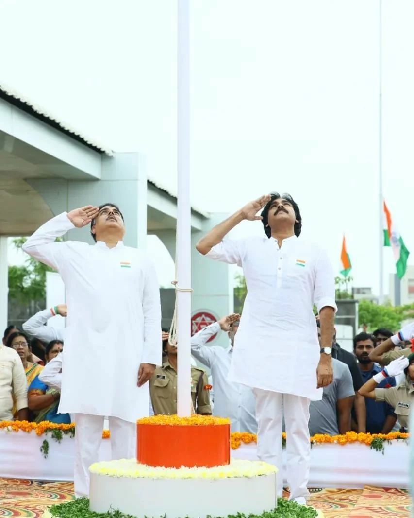 padyalas's tweet photo. 75వ స్వాతంత్ర్య దినోత్సవ శుభాకాంక్షలు....
#HappyIndependenceDay
#Janasena
#JanasenaParty https://t.co/iPpTlJMETK