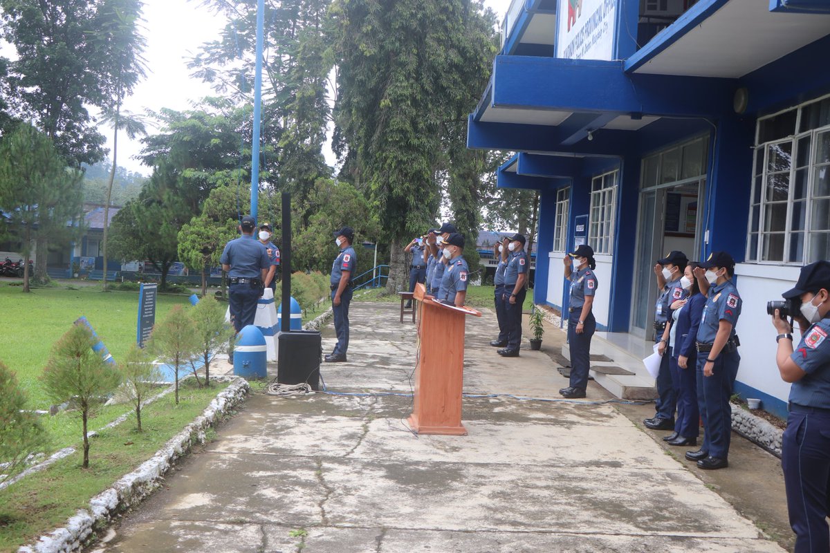 bukpclo's tweet photo. On August 15, 2022 personnel of this office under the supervision of PMAJ KINTHUR E TANDOG, Officer-in-Charge together with personnel of Bukidnon PPO and other NSUs attended the Traditional Monday Flag Raising Ceremony held at BUKPPO, Camp Ramon Onahon, Malaybalay City Bukidnon. https://t.co/JK2JDfz8j1
