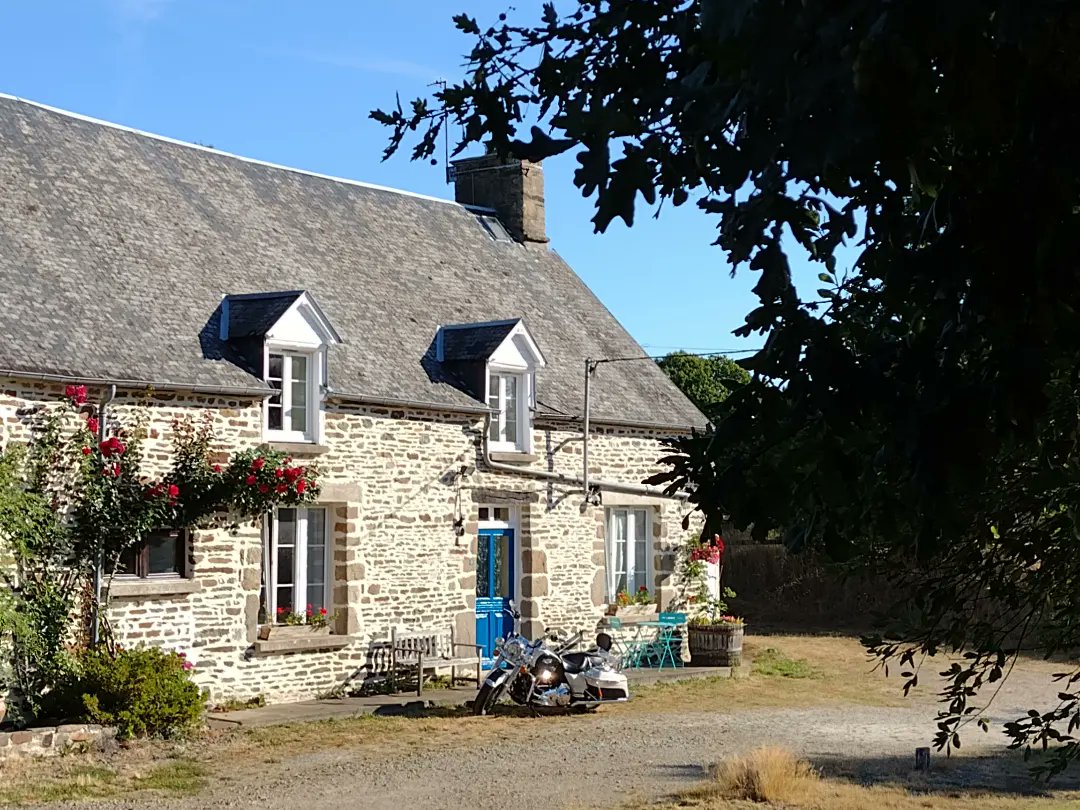 Fancy a September #shortbreak in our #normandygite - with or without a #motorcycle? Get in touch at 
labellevienormandie.com 
#normandie #normandy #gite
@ChooseNormandy @Normandy @Normandie @MancheTourisme @LaManche50 @NdieAttractiviT @NormandyUKIE @MCNnews @britishmemorial