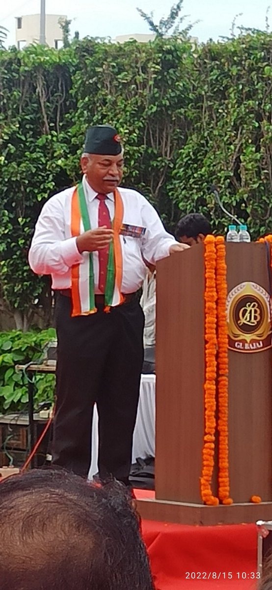 diamondbhatt4's tweet photo. Celebrated the auspicious occasion of 75th Independence Day Flag Hoisting Ceremony with Hon'ble Rtd. Maj. Gen. A. K. Shukla Ji and Hon'ble Rtd. Col Shri C.S.Shishodia Ji at our college.
#PMOIndia #flaghosting #azadikaamritmahotsav2022 #glbimr https://t.co/a4BJR90o9q