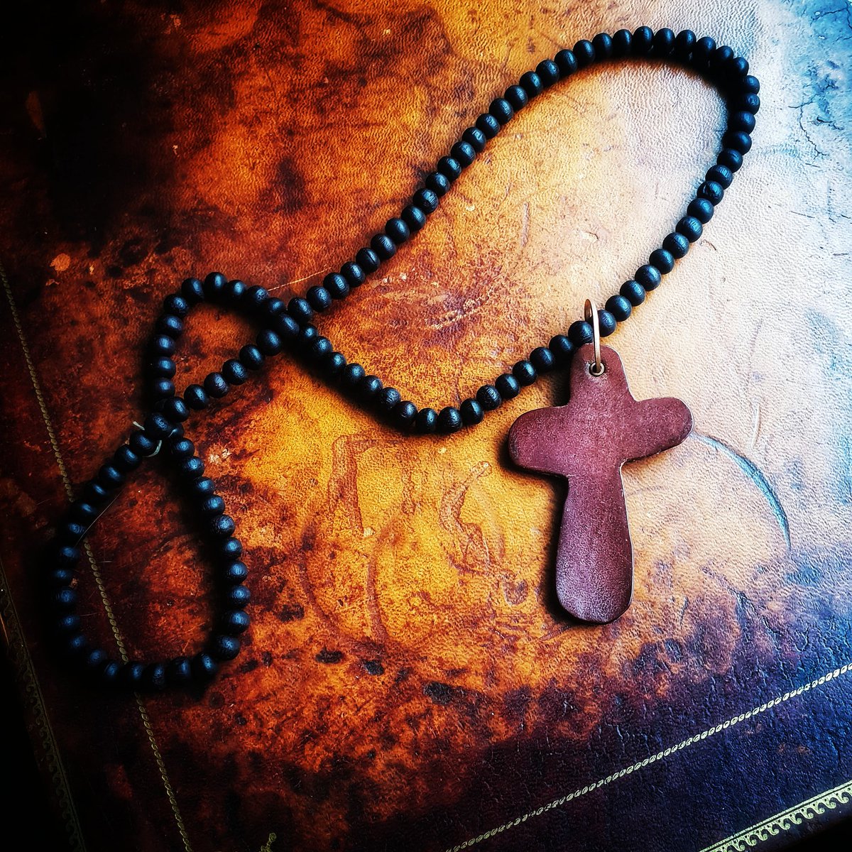 AmandaCoutts's tweet photo. Toolkit for Survival...prayer beads. https://t.co/tJGAJqhG3n