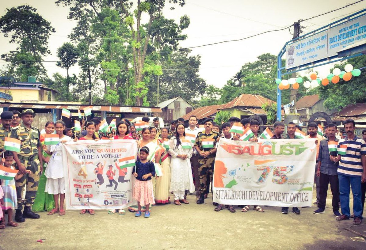 CEOWestBengal's tweet photo. On the occasion of Independence Day Sitalkuchi block administration of Cooch Behar district conducted a rally with BSF &amp; school students for generating electoral awareness about 4 qualifying dates of enrolling name in electoral list. 
@ECISVEEP @SpokespersonECI @anuj_chandak https://t.co/CESVE4dmuA