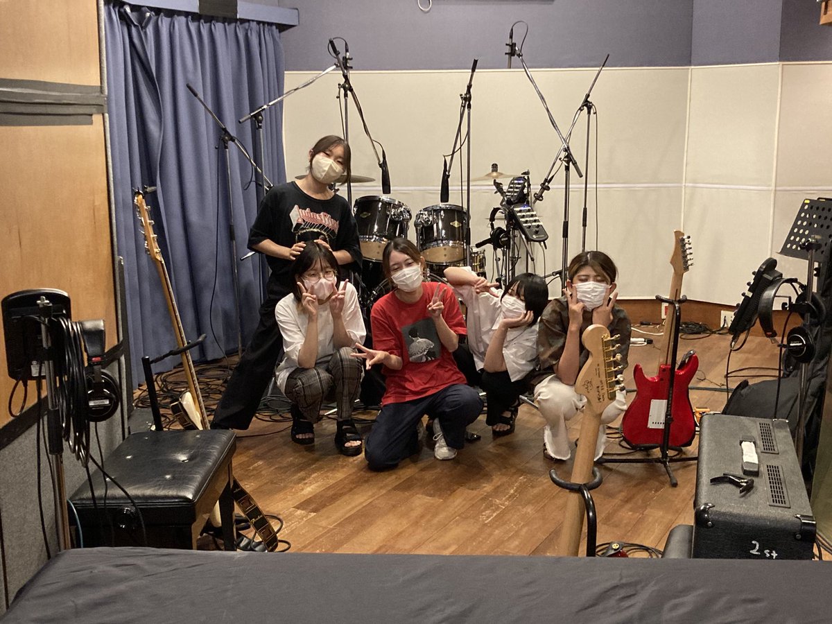 forestcatMANMA's tweet photo. ジョージロック春大会のStudio Leda賞でレコーディングをして頂きました！！！ https://t.co/06lS1GJVUX