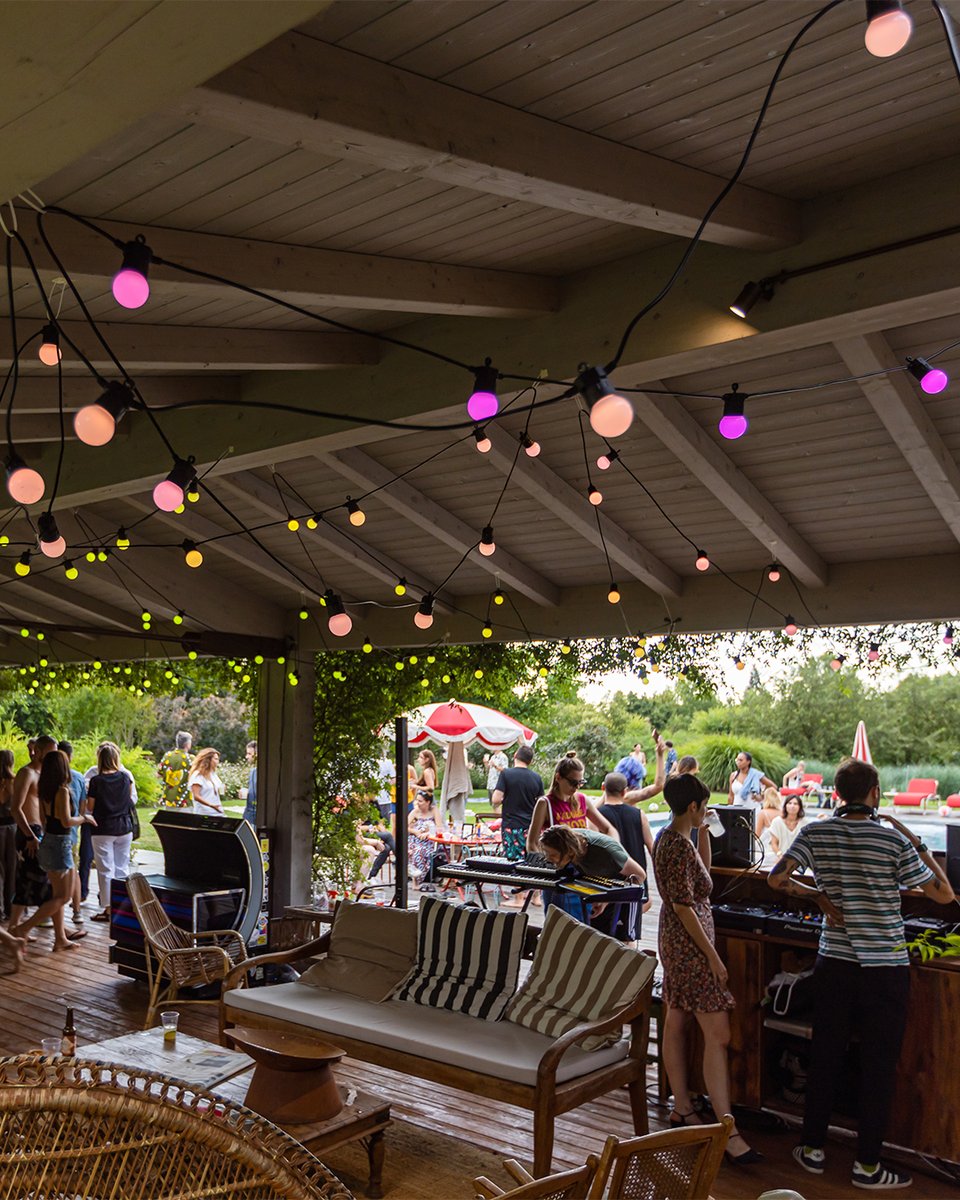 TwinklyLED's tweet photo. Today is #Ferragosto in Italy!
This ancient holiday comes straight from Roman times, traditions for the day include barbecues, beach and pool parties.
What's better than #TwinklyFestoon for the occasion?
Buon ferragosto! ✨
#twinklylights #twinklyLEDlights https://t.co/UMmV0prqI5