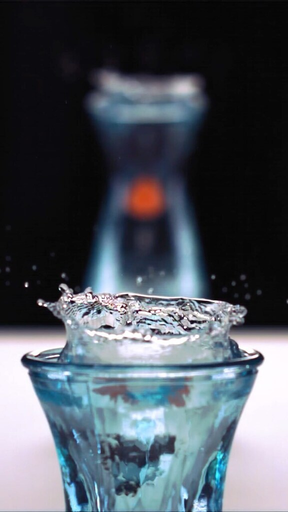 slowmotica's tweet image. 4000 fps superslowmo😳 #slowmotion #slowmotionchallenge #rammstein #reels #slowmotica instagr.am/reel/ChRcXJkD0…