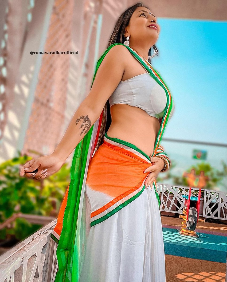 DevilsSaree's tweet photo. Let's keep the memories of all the people who sacrificed their lives for our country alive. Wishing you a Happy Independence Day 2022! A big salute to all the soldiers who sacrificed their lives for our independence! #HappyIndependenceDay https://t.co/xvCZ45fKLk