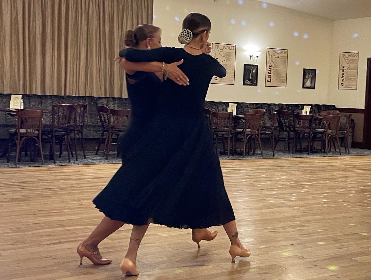 RhythmandDreams's tweet photo. Well Done, Sam!
Success in your IDTA Dance Awards.
ππ
#IDTA #DanceAwards #Success #Dance #Dancing #Ballroom #Latin #DanceSchoolHull #DanceLessons #DancingClass #DanceLessonsHull #RhythmAndDreams https://t.co/8hEiQt6QIb