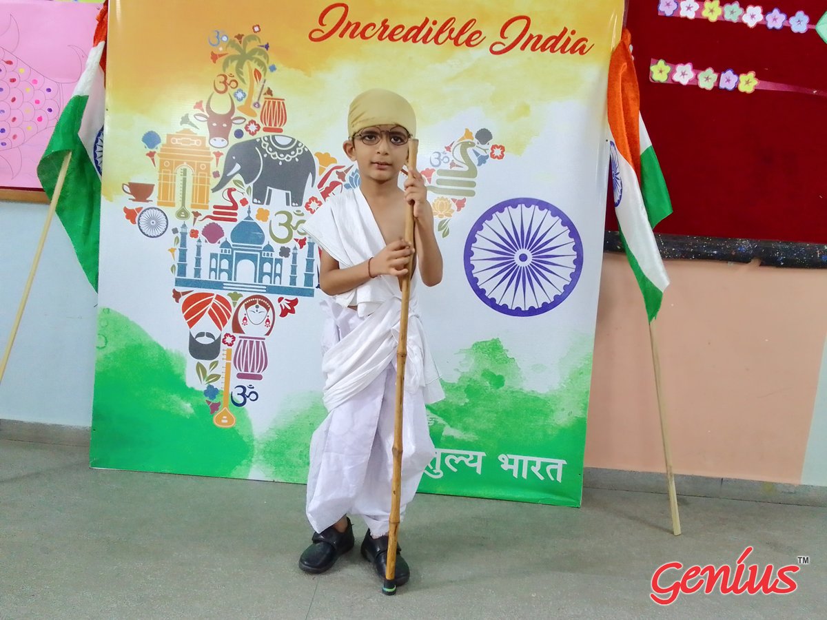 GeniusRajkot's tweet photo. With the national Leaders' & Soldiers’ costume, Nursery students of Genius Kids Kingdom shared the feeling of patriotism.
#rajkot #teacher #cbseboard #education #GeniusSchool #GeniusEnglishMediumSchool https://t.co/ZhBlowQq1l