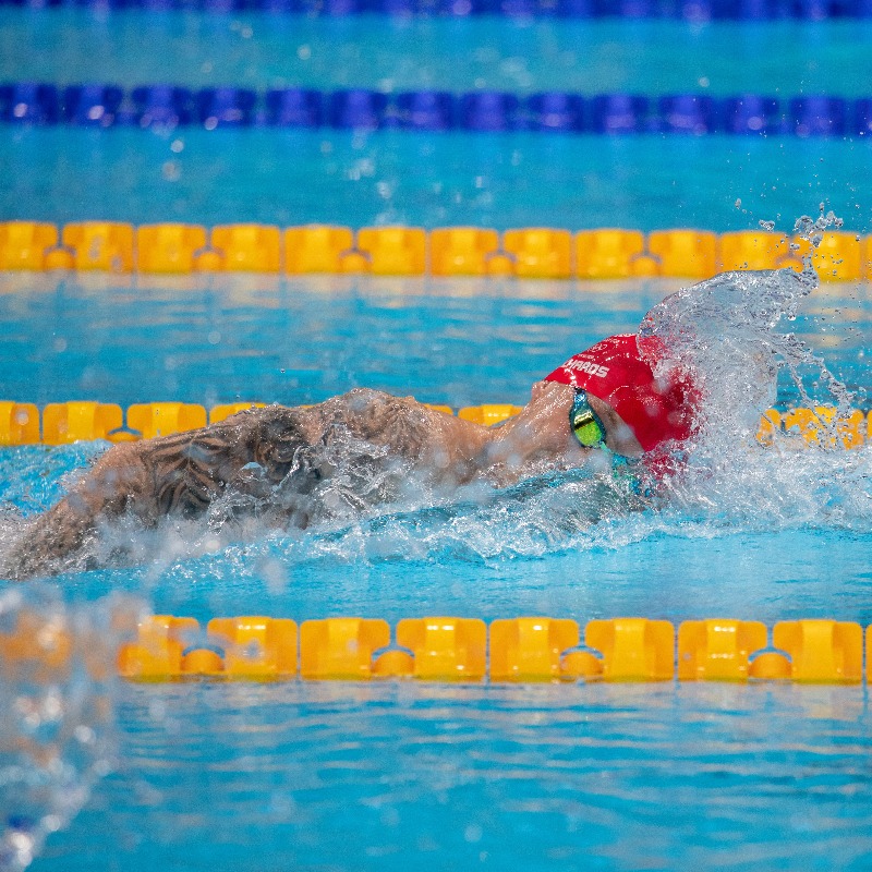 TeamGB's tweet photo. Want to win an exclusive swimming session with Olympic gold medallist @M4ttRichards at the London Aquatics Centre?

Enter the prize draw and claim your free @goldlionclubio Tokn ⬇️
