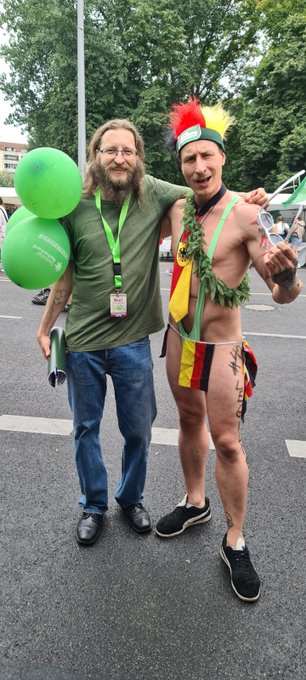 #legalizeit @UsualRedAnt @hanfparade @leapdeutschland https://t.co/amdBG9lkPt<a href="/tag/legalizeit"class="tags">#legalizeit</a><a class="tags" target="_blank" title="On Twitter" href="/?out=eyJ0eXAiOiJKV1QiLCJhbGciOiJIUzUxMiJ9.eyJpYXQiOjE3MjM3MjQ1NjcsImlzcyI6InR3cG9ybnN0YXJzLmNvbSIsIm5iZiI6MTcyMzcyNDU2NywiZXhwIjoxNzU1MjYwNTY3LCJyZWRpcmVjdF91cmwiOiJodHRwczovL3R3aXR0ZXIuY29tL1VzdWFsUmVkQW50In0.M6rxyuReeTik7XJGJFdDjJ_oP8NeqcnryCckjMWyH7CkklHDDXOq6IiHt-DZDqlsbbkLpHFKeZxZvNLZ7b-frQ">@UsualRedAnt</a><a class="tags" target="_blank" title="On Twitter" href="/?out=eyJ0eXAiOiJKV1QiLCJhbGciOiJIUzUxMiJ9.eyJpYXQiOjE3MjM3MjQ1NjcsImlzcyI6InR3cG9ybnN0YXJzLmNvbSIsIm5iZiI6MTcyMzcyNDU2NywiZXhwIjoxNzU1MjYwNTY3LCJyZWRpcmVjdF91cmwiOiJodHRwczovL3R3aXR0ZXIuY29tL2hhbmZwYXJhZGUifQ.wy2y-HUGwztvhP_7pfwm1BhB7s3DI3ErkwYU1GZmK7nYq2SzL4p1TAdkwBB47KcwH8Alyh1HwHmiycf4hlPYcw">@hanfparade</a><a class="tags" target="_blank" title="On Twitter" href="/?out=eyJ0eXAiOiJKV1QiLCJhbGciOiJIUzUxMiJ9.eyJpYXQiOjE3MjM3MjQ1NjcsImlzcyI6InR3cG9ybnN0YXJzLmNvbSIsIm5iZiI6MTcyMzcyNDU2NywiZXhwIjoxNzU1MjYwNTY3LCJyZWRpcmVjdF91cmwiOiJodHRwczovL3R3aXR0ZXIuY29tL2xlYXBkZXV0c2NobGFuZCJ9.fpOBl1dSTrzMsdxbYARwpCXgxZSoxF7TpD_9FeEvrjMt9awcSENghefrWddBhHDieT4_pgh34tsUsA1cYYp2-g">@leapdeutschland</a>