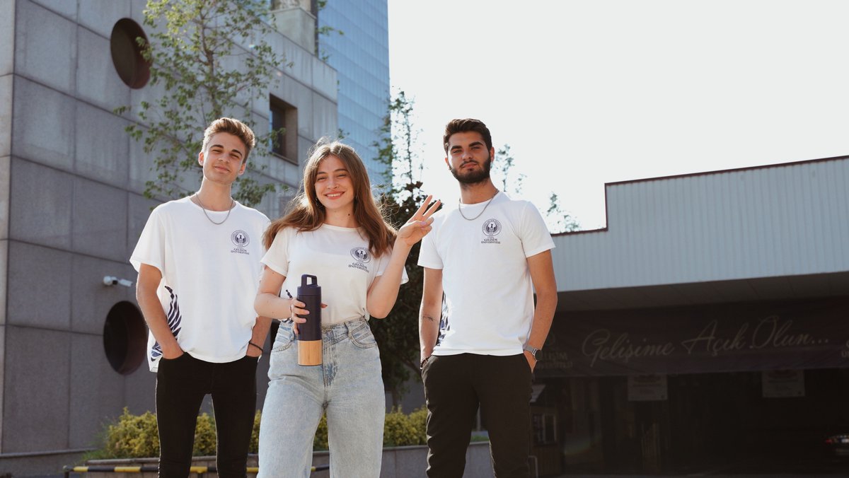 Aramıza Hoş Geldin İGÜ’lü 💙 

Sen hangi bölüme / programa kayıt yaptırıyorsun? 🤔

#yks22 #tercih2022 #İstanbulGelişimÜniversitesi