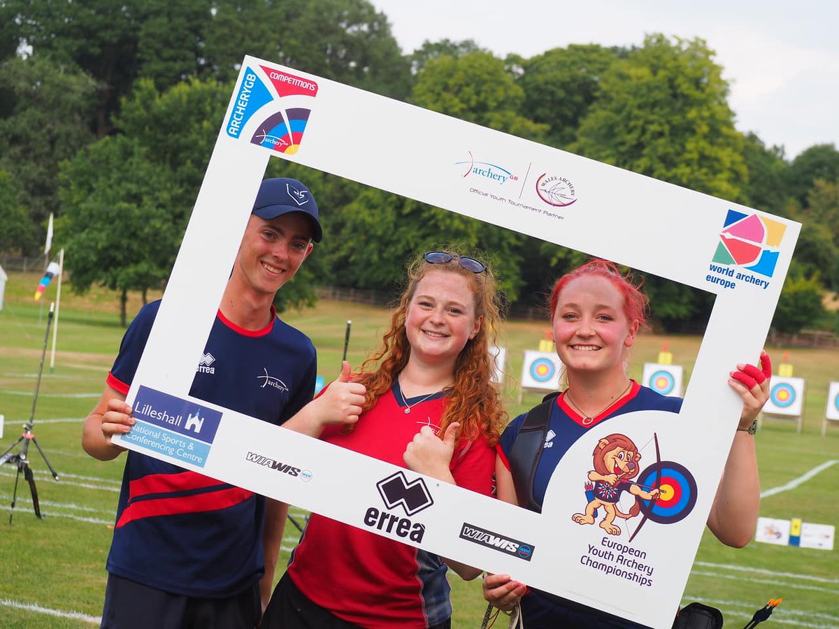 Official practice begins today at the European Youth Championships 2022 🤩

Check out yesterday's unofficial practice photos ⬇️⬇️ 
archerygb.smugmug.com/EYC2022-Unoffi…