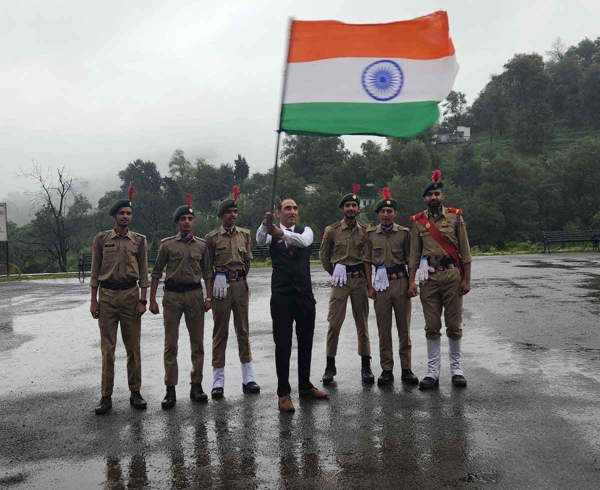 SyedMission's tweet photo. Happy independence day🇮🇳 @sarfrazmir7 https://t.co/7SIv4o9Yp9