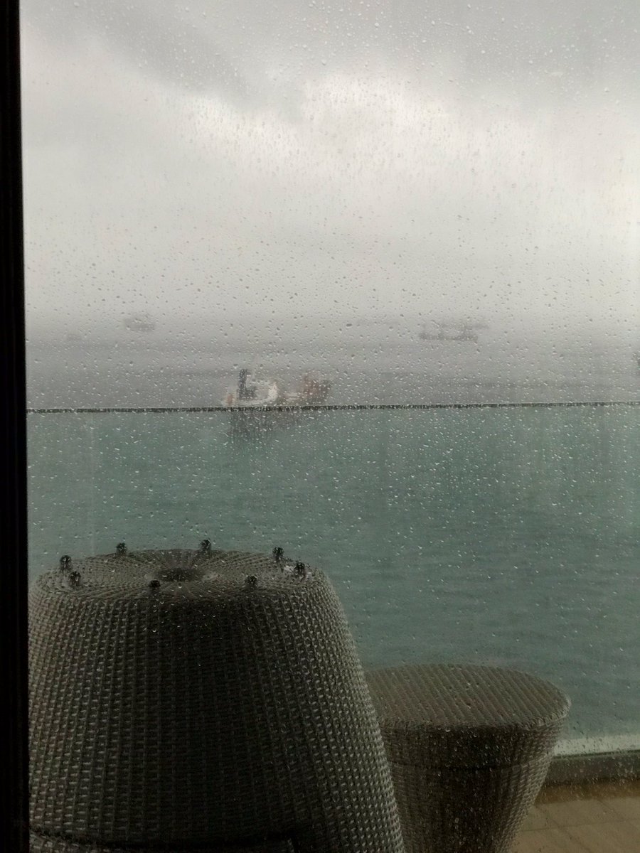 charmsbur's tweet photo. سبحان الله العظيم ⛈ https://t.co/R3azFUMDRr