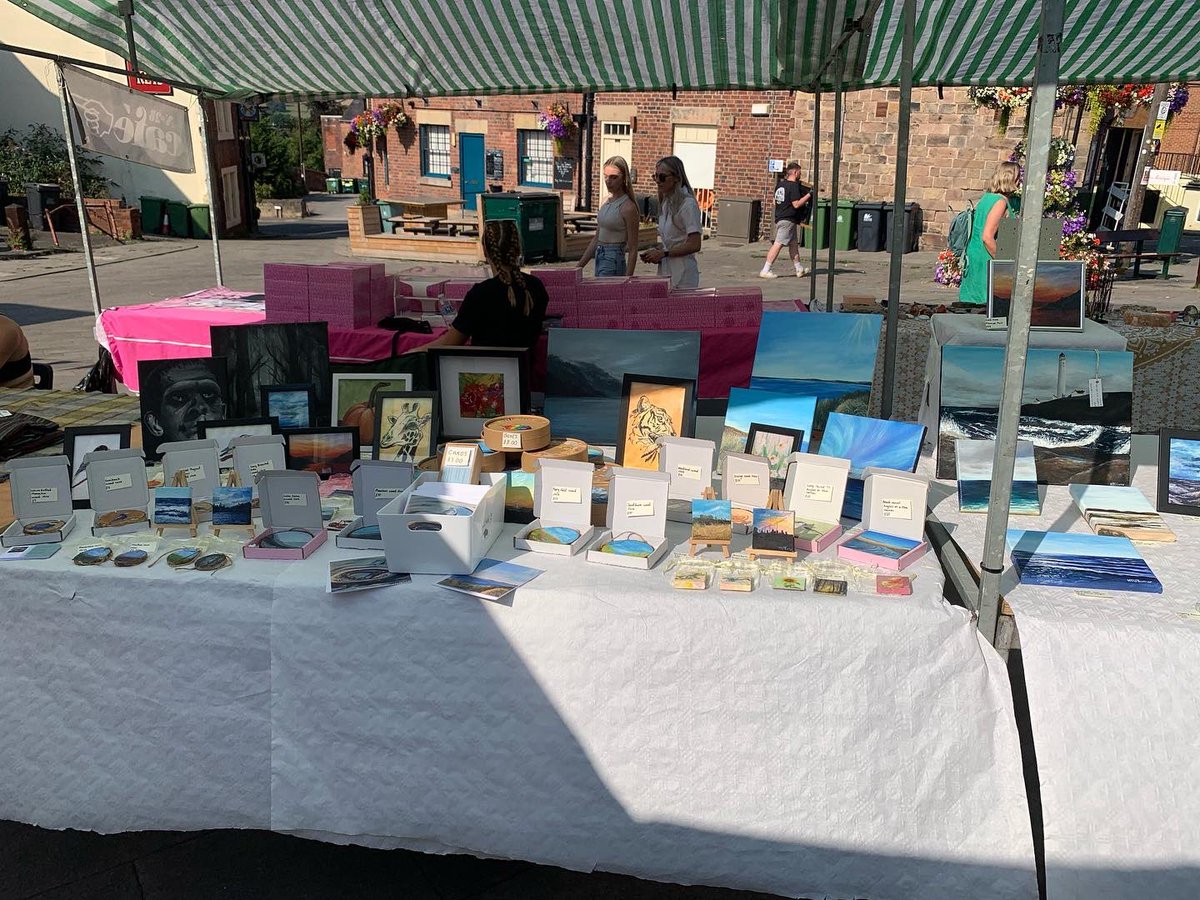 HeatherArt's tweet photo. Thanks so much to everyone who came down to support the young trader’s market yesterday. I had a lovely day in the sunshine 🌞 https://t.co/gOWSLHMGPo