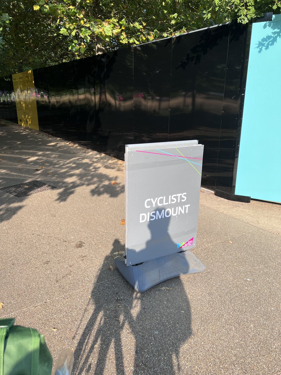 Disappointing to see a new “cyclists dismount” sign sprung up on a main cycling route in @noordinarypark seemingly overnight and for no obvious reason. Disrespectful and entirely unnecessary. #OlympicLegacy