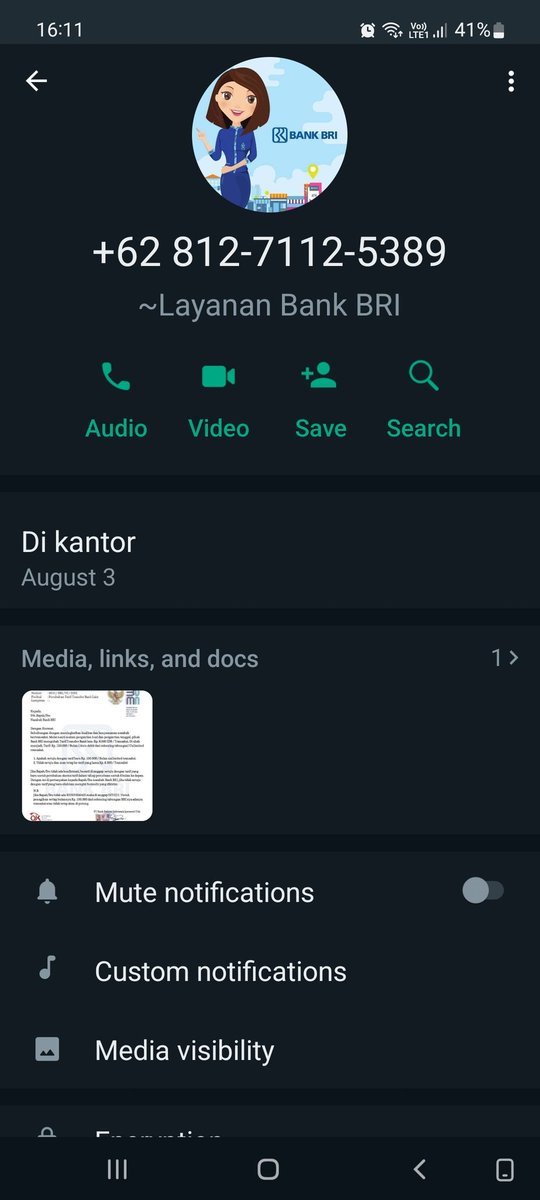 CB_OKE's tweet photo. @BANKBRI_ID Ini salah satu penipunya yg pakai no @Telkomsel 
Apakah tdk bisa dilaporkan ke polisi? Khan registrasi no hp sdh pakai NIK https://t.co/rErBHbMNrA