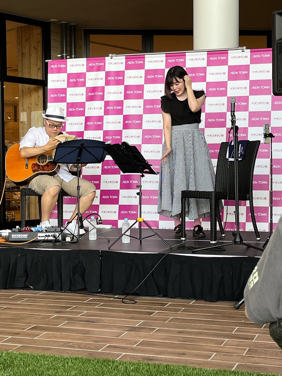 YOZORA_moe's tweet photo. 0815こゑだ・ミニライブ セトリ
① Little Daisy
② w.t.s.
③ヒースのかけら
④ 香水
⑤ 夏が終わる
楽しかった!
@Chokoeda
#koeda
#こゑだ
#イオンタウン旭 https://t.co/AcULHACoKL