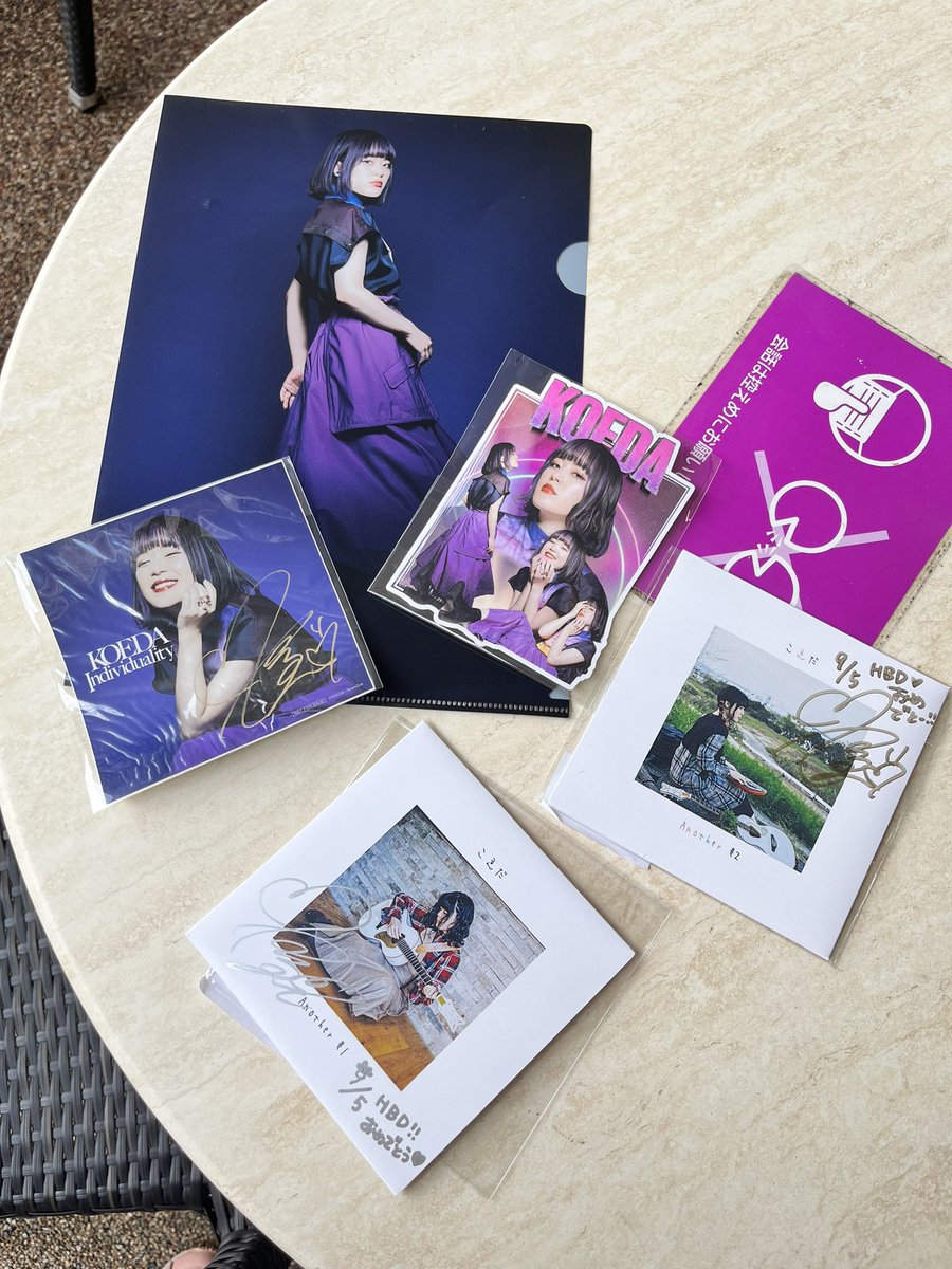 YOZORA_moe's tweet photo. 0815こゑだ・ミニライブ セトリ
① Little Daisy
② w.t.s.
③ヒースのかけら
④ 香水
⑤ 夏が終わる
楽しかった!
@Chokoeda
#koeda
#こゑだ
#イオンタウン旭 https://t.co/AcULHACoKL