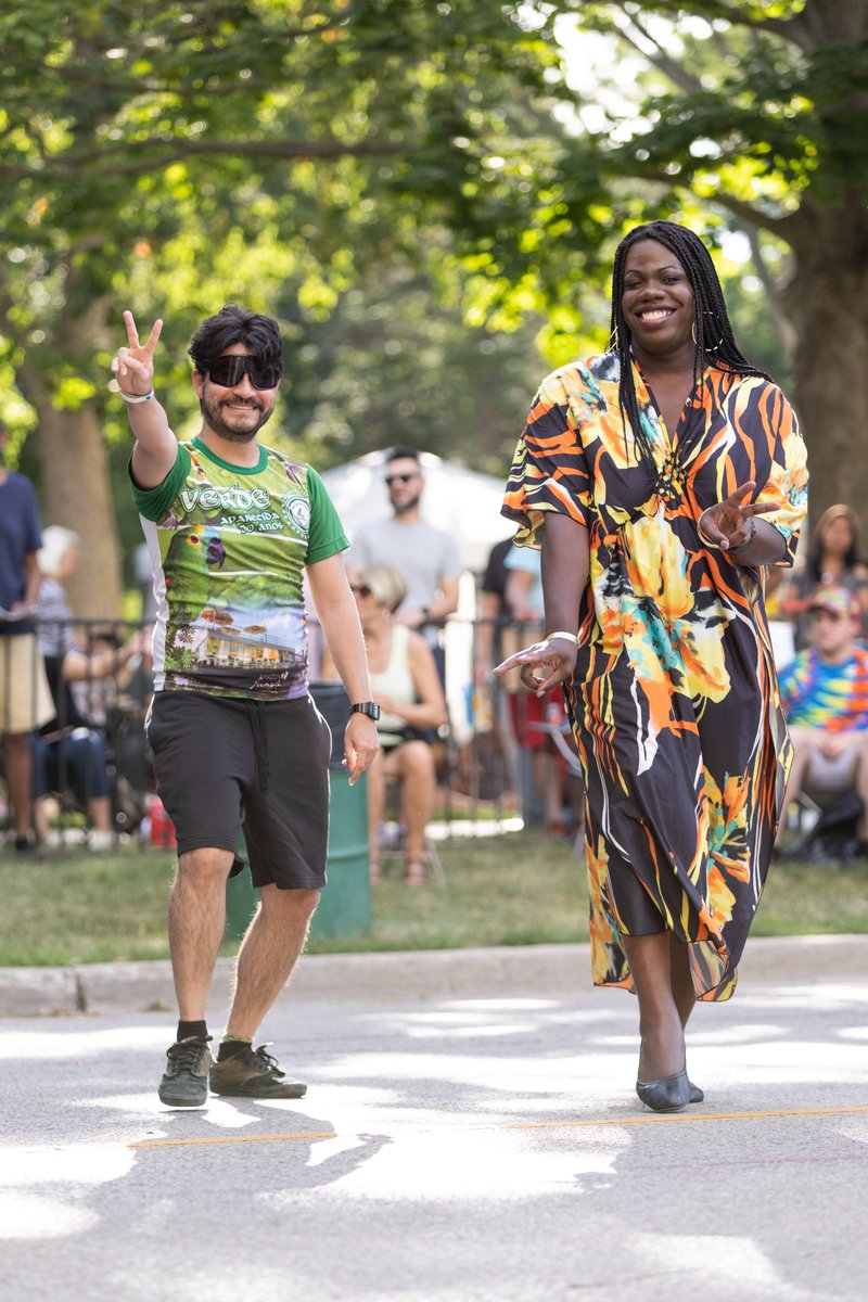 SunfestLDN's tweet photo. π HAPPY MONDAY π
What better way to kick off a new week than by taking a look @ some of those smiling faces from this year's #TDSunfest festivities!
Can you believe it's been over a month since #VictoriaPark's biggest party?
π· Neo Image Creations
#supportallartists #ldnont https://t.co/AZU7PDUIGK
