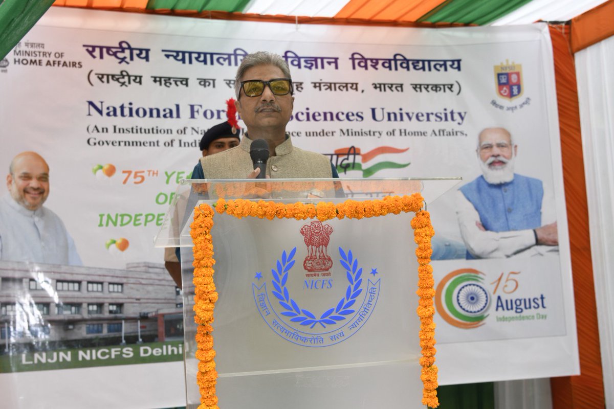 NFSU_Official's tweet photo. NFSU-Delhi Campus celebrated 76th Independence Day on 15th August, 2022. Prof. (Dr.) S. O. Junare, Campus Director hoisted the National Flag at Delhi Campus. He urged the students &amp; staff to work hard and contribute in celebrating the #AzadiKaAmritMahotsav. https://t.co/mNAhASIziM