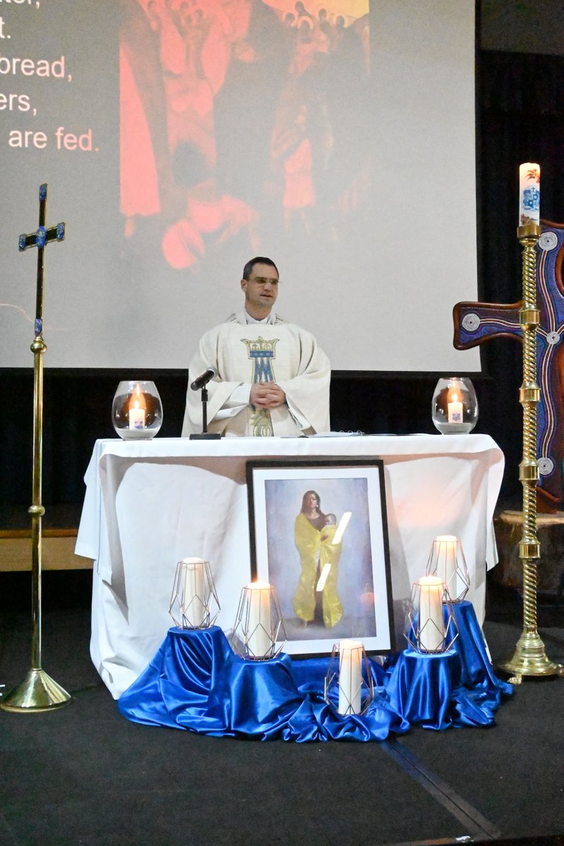 maristcc's tweet photo. The College marked the Feast of the Assumption of the Blessed Virgin Mary with Mass celebrated by Old Boy Fr Paul Nulley and attended by the Marist community. 

#BeMarist
#MaristFaithFormation https://t.co/LwTWS2RZxy