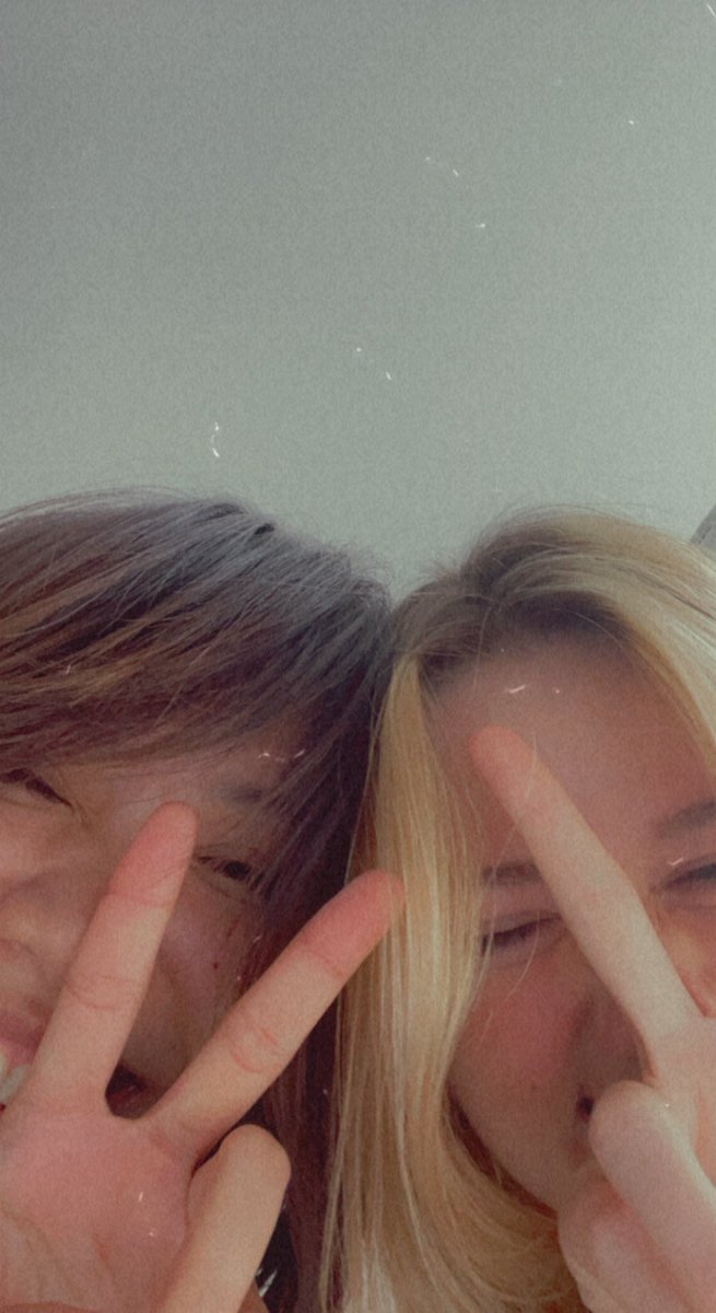 yongsunownsme's tweet photo. lockscreen for the #sunb stans #otp #bhive #sunbnims https://t.co/bSjOZKB5Sg