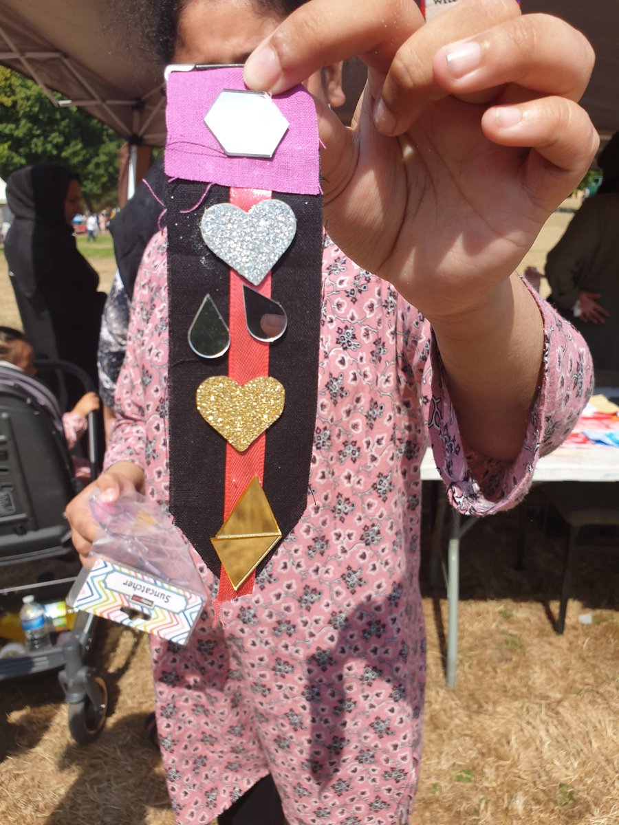 ar_ctive's tweet photo. More medals of courage #commoners https://t.co/kzRrxPfKKy