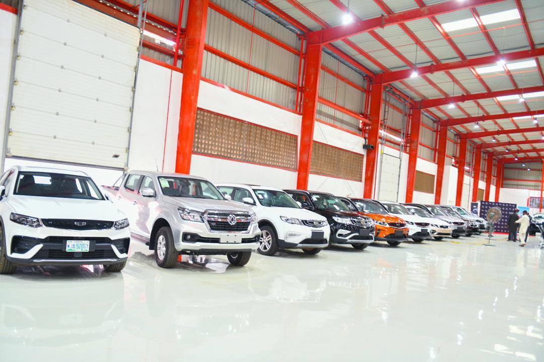 OvieNews's tweet photo. The recently completed Mikano Geely Automobile Assembly Plant in Ogun State . Nigeria has had more vehicle production plants open shops in recent years than at any time in our history. https://t.co/9mtppCfEFh