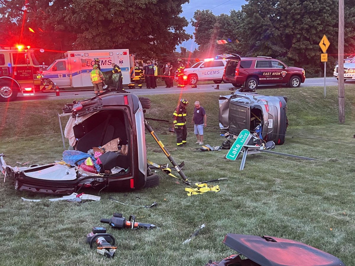 EastAvonFD's tweet photo. Sunday evening EAFD along with the Lima Fire Dept responded to. 2-car MVC rollover with entrapment on Rte 15. Mercy Flight transported one person while others were taken by ambulance https://t.co/M7VODd5X6W
