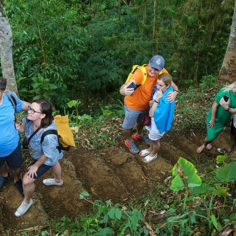 TengeruCultural's tweet photo. Getting more ideas about or learning more about something you love always worth it. Kindly visit us and get a chance to know more about coffee. 
#coffeetour #coffeelovers #forest#adventure #traveltostudy #discover https://t.co/QVW8mLdajt