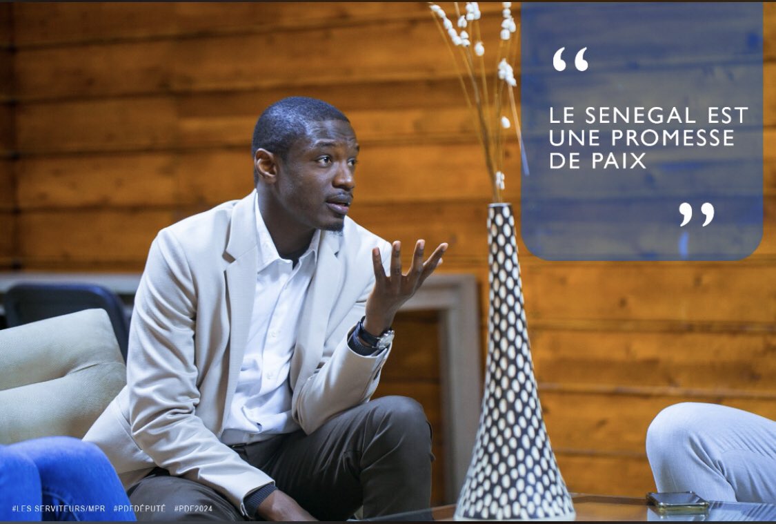 amad_fall's tweet image. Le Sénégal est une promesse de paix ☮️✌️🇸🇳@Macky_Sall @EmmanuelMacron @abba_nostress @SeybahDagoma @YoussouNdourSN