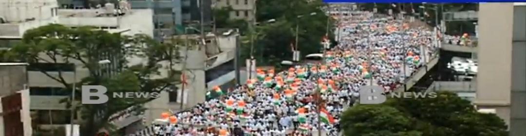 1 lakh people have joined for  #FreedomMarch massive rally happening in Bangalore.