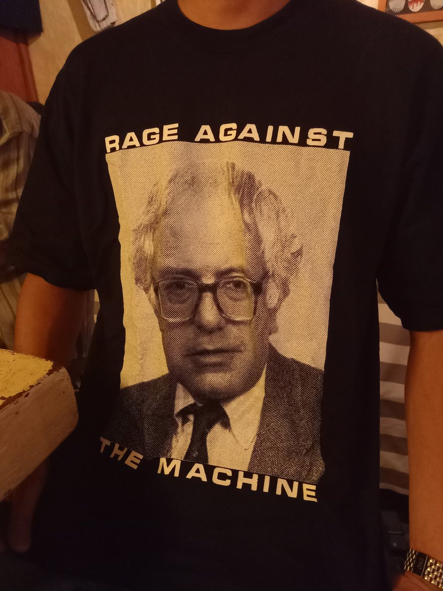 GrassRootsSama's tweet photo. 日本未発売 COME TEES x RAGE AGAINST THE MACHINE x BERNIE SANDERS レイジ・アゲインスト・ザ・マシーン x バーニー・サンダース

#rageagainstmachine #バーニーサンダース https://t.co/l8WekXmGq1