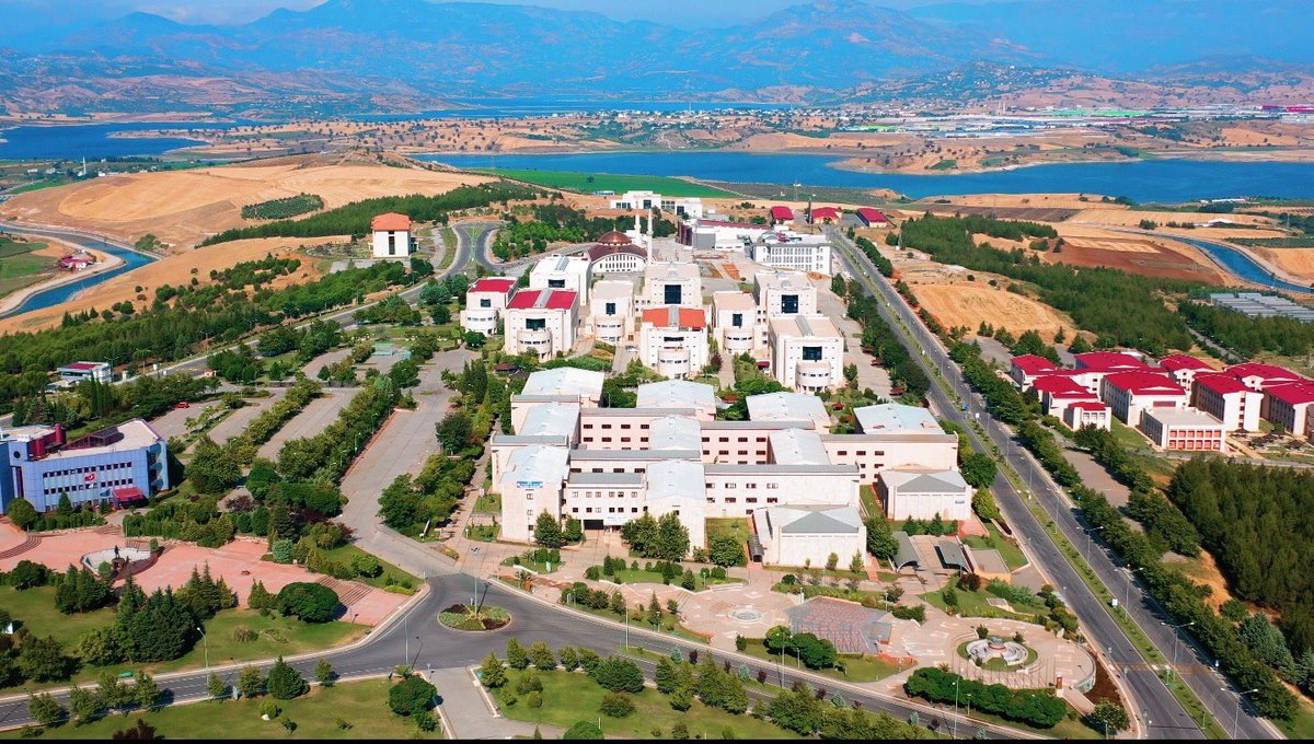 #yks2022 #ACIKLANDI Üniversitemize yerleşen tüm arkadaşlarımız hepiniz hoş geldiniz. 🎉🤝