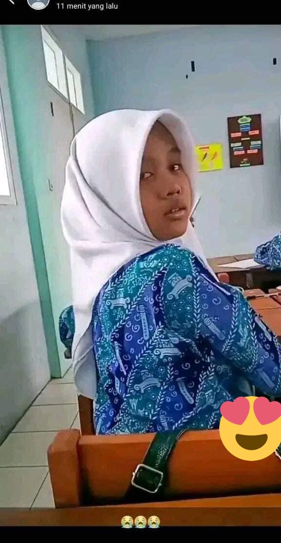 txtdrstoryWA's tweet photo. di foto                        pas ketemu https://t.co/OOiihZUAup