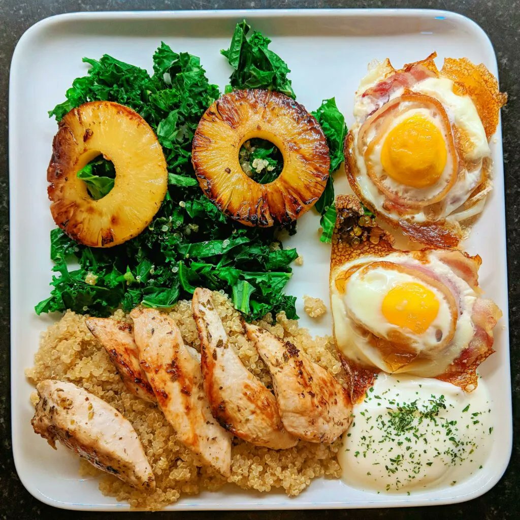 mealsinspiredby's tweet photo. Meals inspired by #overwatch » Exeggutor Salad with Exeggcute Cups 
Matching the physical appearance of the Exeggutor and Exeggcute, this dish is fun and easy to make! 
https://t.co/QAEqGsJKca https://t.co/I8CvtoMKqb