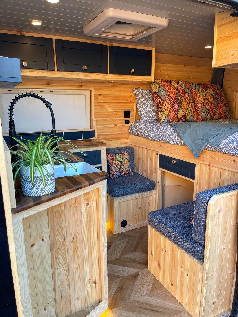 Cladded Campers Ltd tweet media