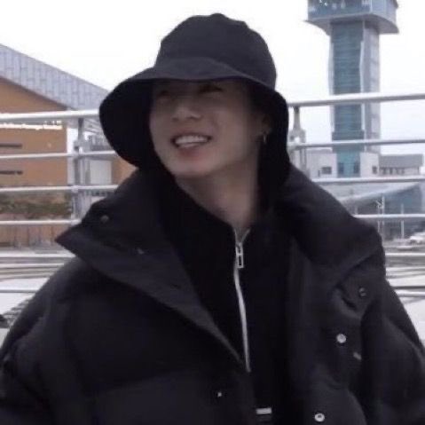 yoogikuki's tweet photo. happy little mushroom https://t.co/HuxNJ81Cok