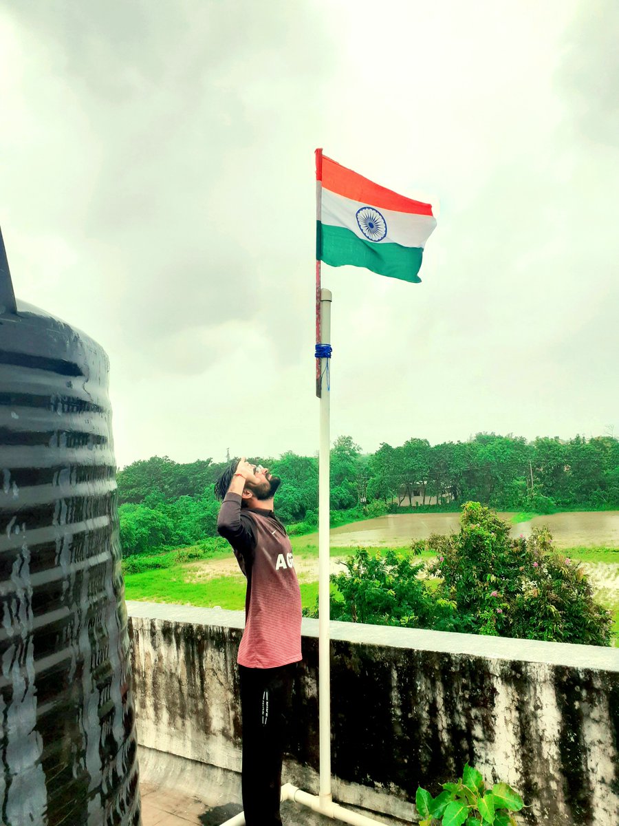 दे सलामी इस तिरंगे को जिस से तेरी शान हैं, सर हमेशा ऊँचा #रखना इसका जब तक दिल में जान हैं..!! जय हिन्द, जय भारत #HarGharTiranga  #IndependenceDay  #IndiaAt75  #BJP4IND  
<a href="/war_of_truth/">Naresh Chaudhary</a> 
<a href="/narendramodi/">Narendra Modi</a> 
<a href="/Bhupendrapbjp/">Bhupendra Patel</a>
<a href="/PatelParbatbhai/">PARBATBHAI PATEL</a>
<a href="/ChaudhryShankar/">Shankar Chaudhary</a> 
<a href="/AmitShah/">Amit Shah</a> 
<a href="/patel_tharad/">Mavjibhai Patel Tharad</a>