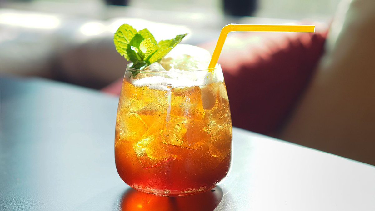 HelpstonPub's tweet photo. More sunshine โ๏ธโ๏ธโ๏ธOur friends at Teapigs have some lovely iced teas. Just right for cooling down in the evening heat. #pub #teapigs #icedtea #relaxโ๏ธ #Helpston #helpstonpub https://t.co/WQ6aQAdZ0D