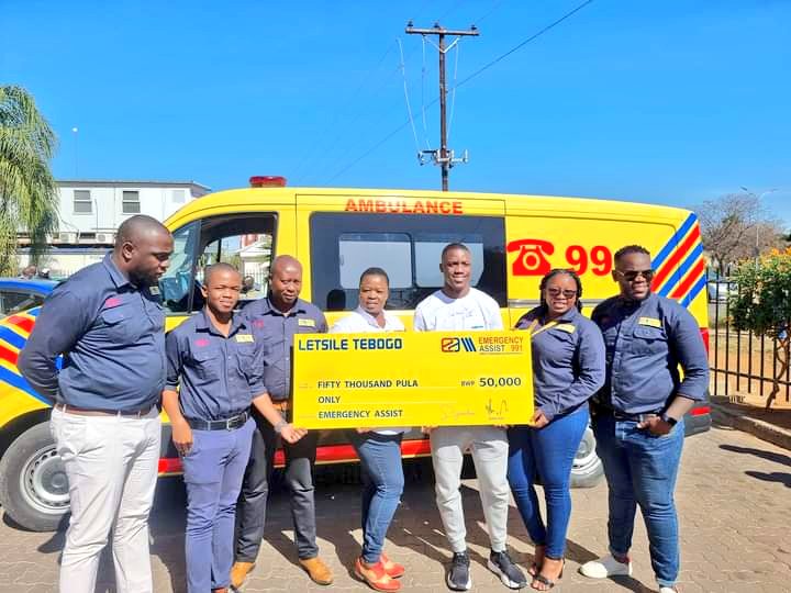 Well done to <a href="/ea991_botswana/">Emergency Assist 991</a> on recognizing @LetsileTebogo2 with a whopping P50k. This after the sprinter clocked the EA's 991 dial with his World Record 9.91s in 100m. 

#FanMoSportsAgency