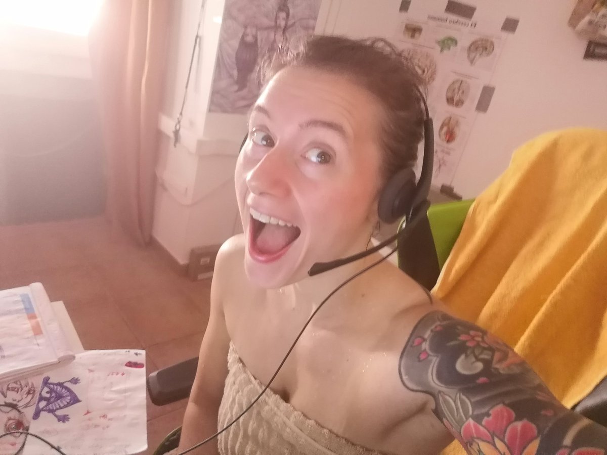 BikiniBeaver's tweet photo. What's up, cupcakes? Don't miss out on tonight's #PoleDance #Stream on #Twitch ❤️🔥❤️🔥❤️🔥 or check out my #onlyfans for even more thrilling content 🥵🥵🥵🥴 https://t.co/PRdYiRAzML