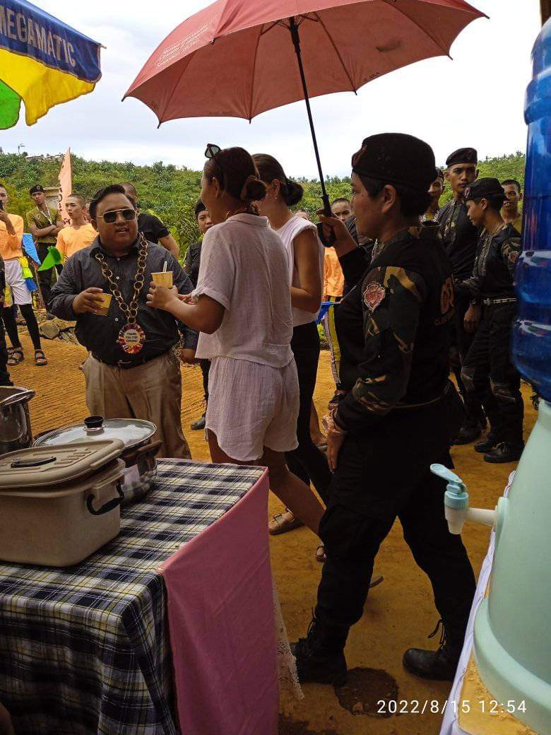 nadine__lustre's tweet photo. Nadine Lustre with her boyfriend Christophe Bariou 😍❤️ in Kapihan.

#hinabangay2022
#HarogFestival
#ClosingProgram 
#GuestCelebrity

📸: Jenny Jenno Ben https://t.co/VQ462mhl0l
